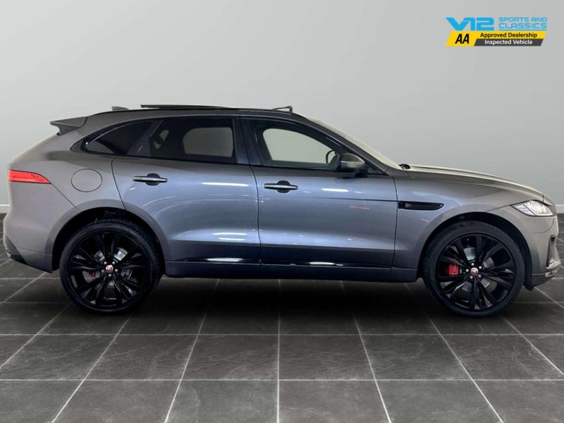 Used Jaguar F-Pace 2018 for sale - 76908640: Photo 11