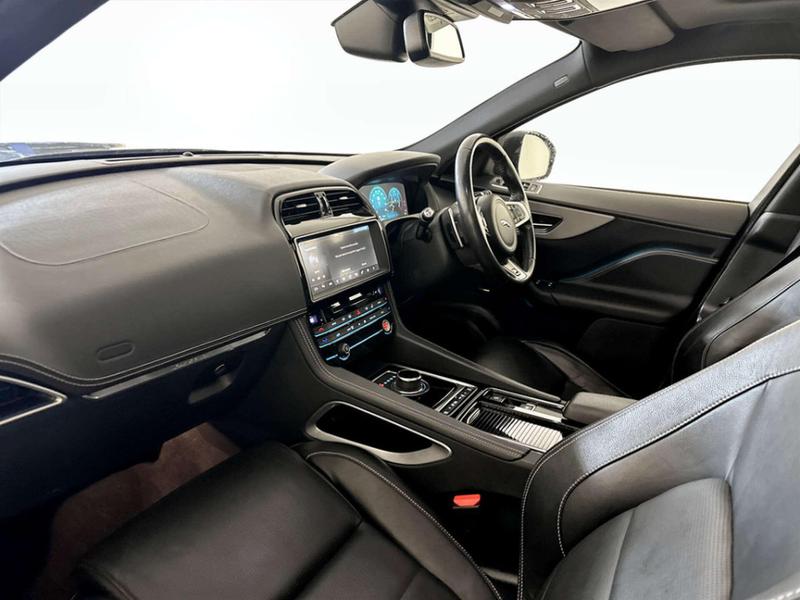 Used Jaguar F-Pace 2018 for sale - 76908640: Photo 12