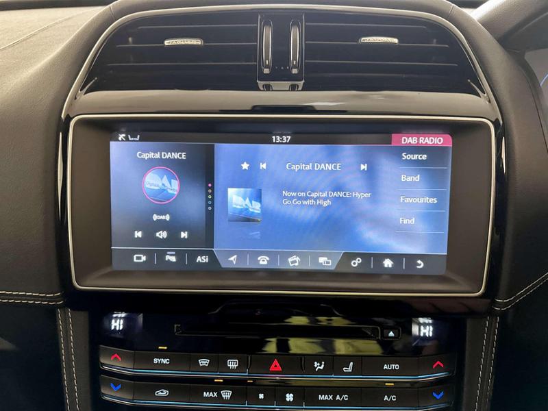 Used Jaguar F-Pace 2018 for sale - 76908640: Photo 22