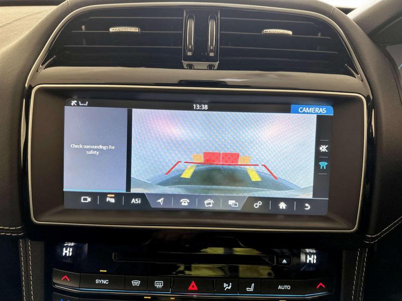 Used Jaguar F-Pace 2018 for sale - 76908640: Photo 23