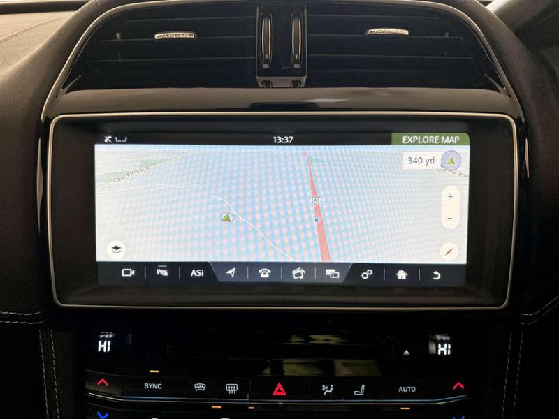 Used Jaguar F-Pace 2018 for sale - 76908640: Photo 25