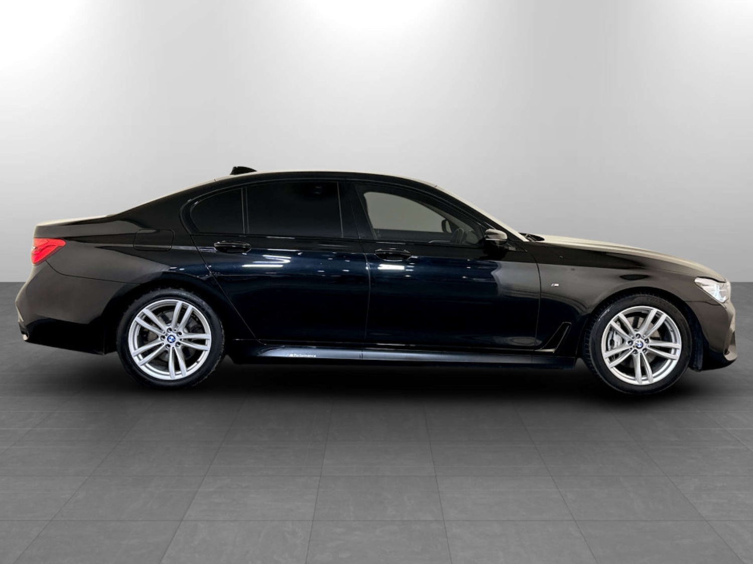 Used BMW 7 Series 2019 for sale - 77678701: Photo 11