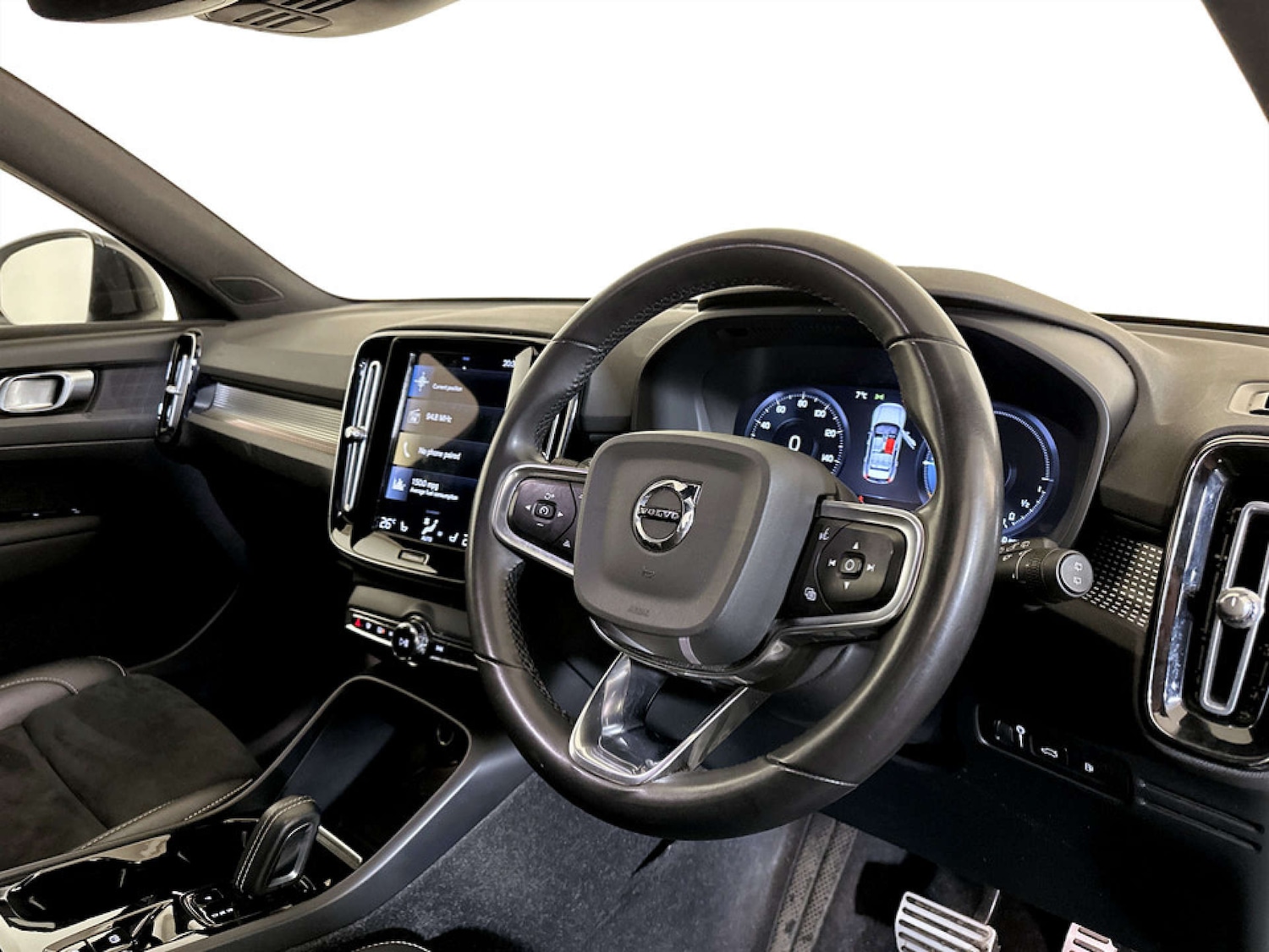 Used Volvo XC40 2021 for sale - 77195846: Photo 16