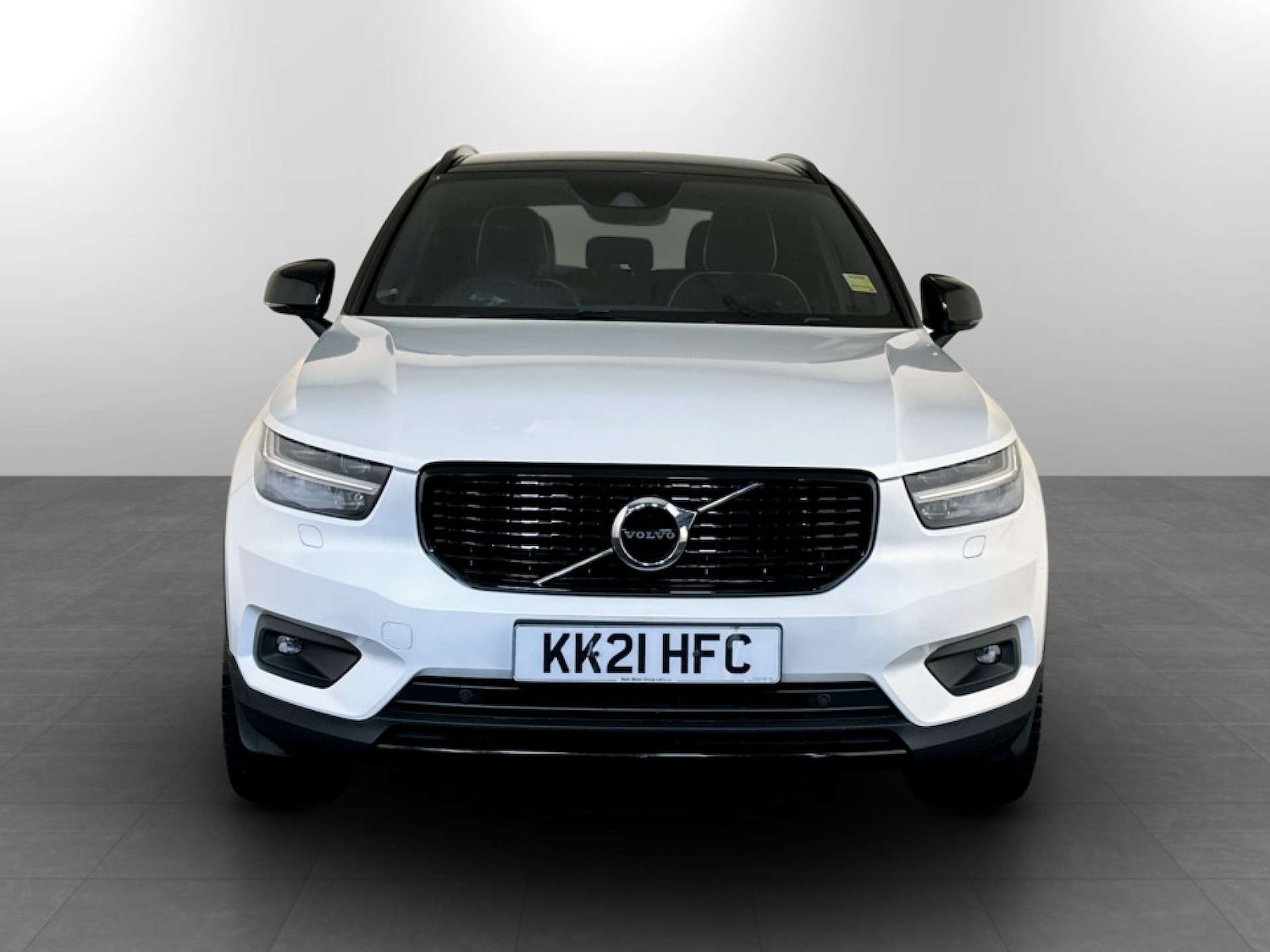 Used Volvo XC40 2021 for sale - 77195846: Photo 5