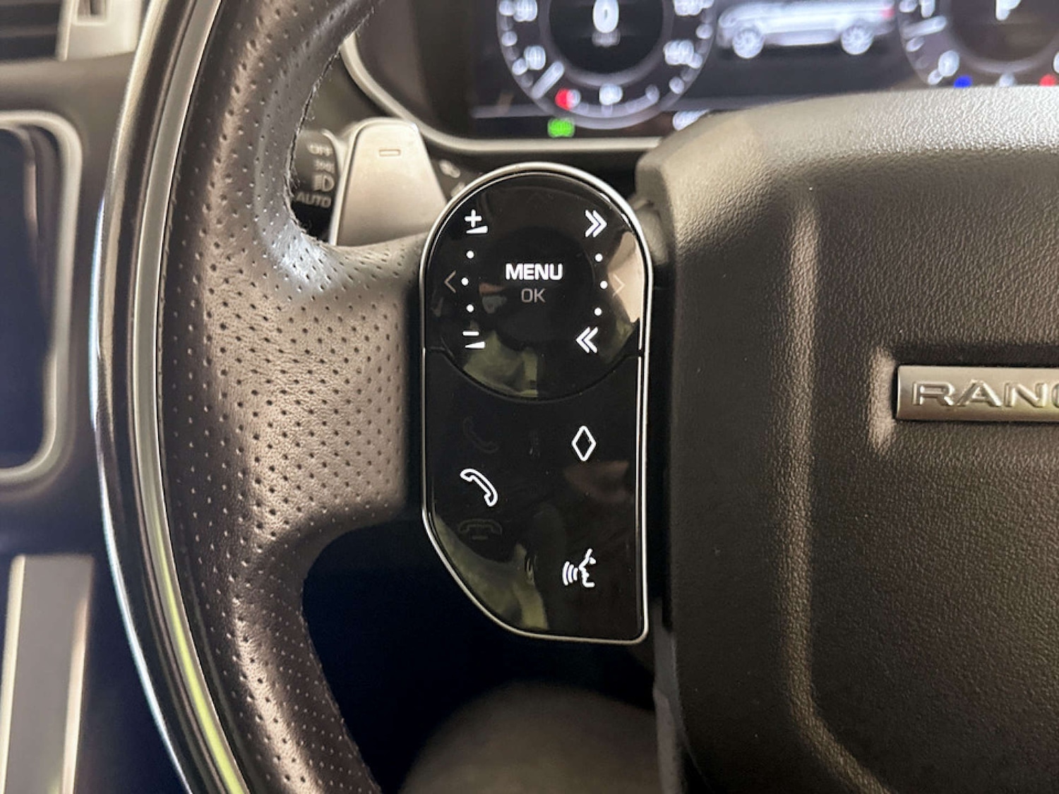 Used Land Rover Range Rover Sport 2018 for sale - 77185247: Photo 17