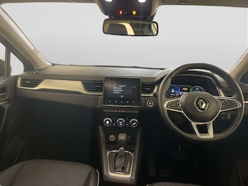 Used Renault Captur 2023 for sale - 78443792: Photo