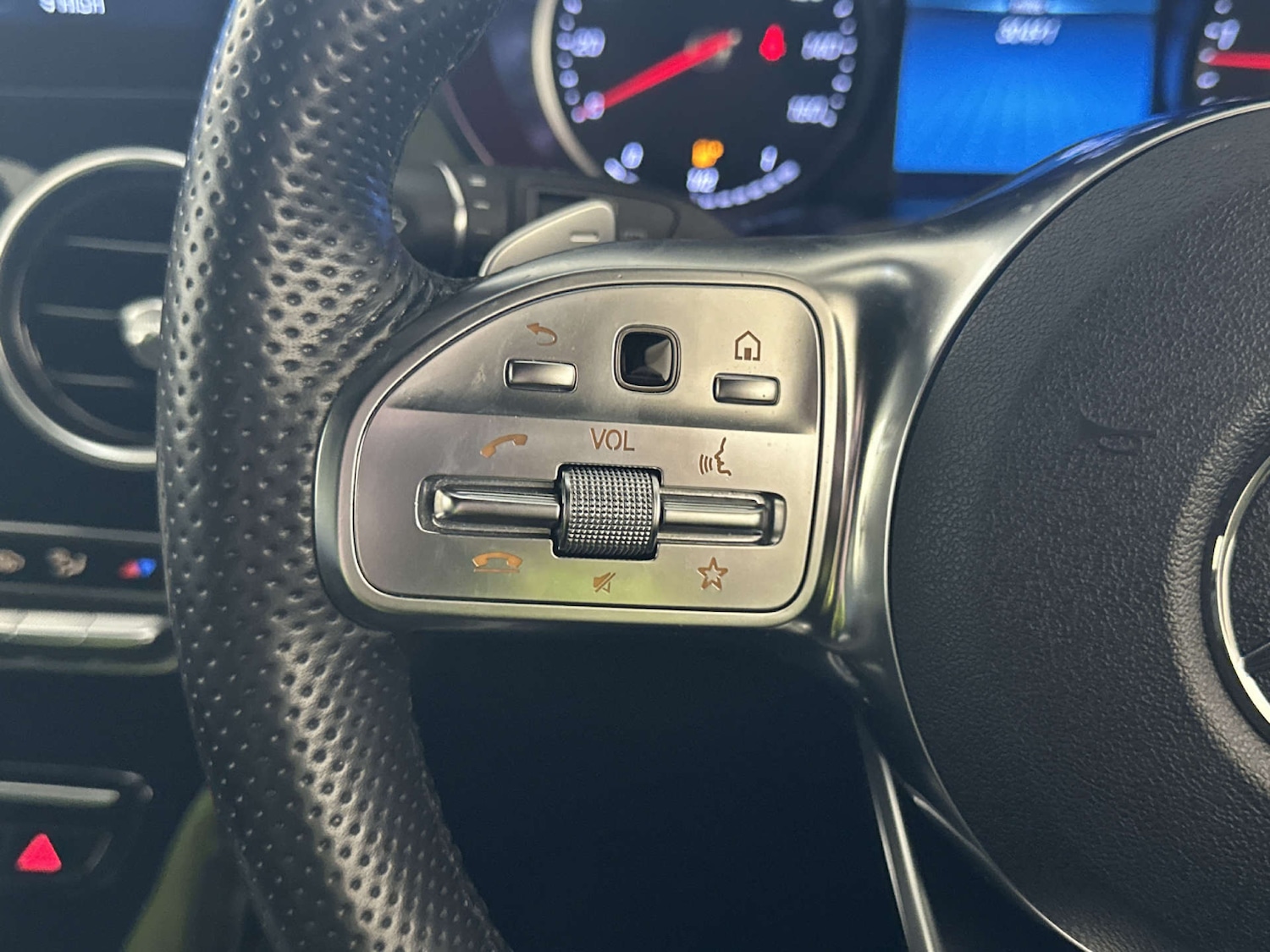 Used Mercedes-Benz GLC 2022 for sale - 78041842: Photo 17