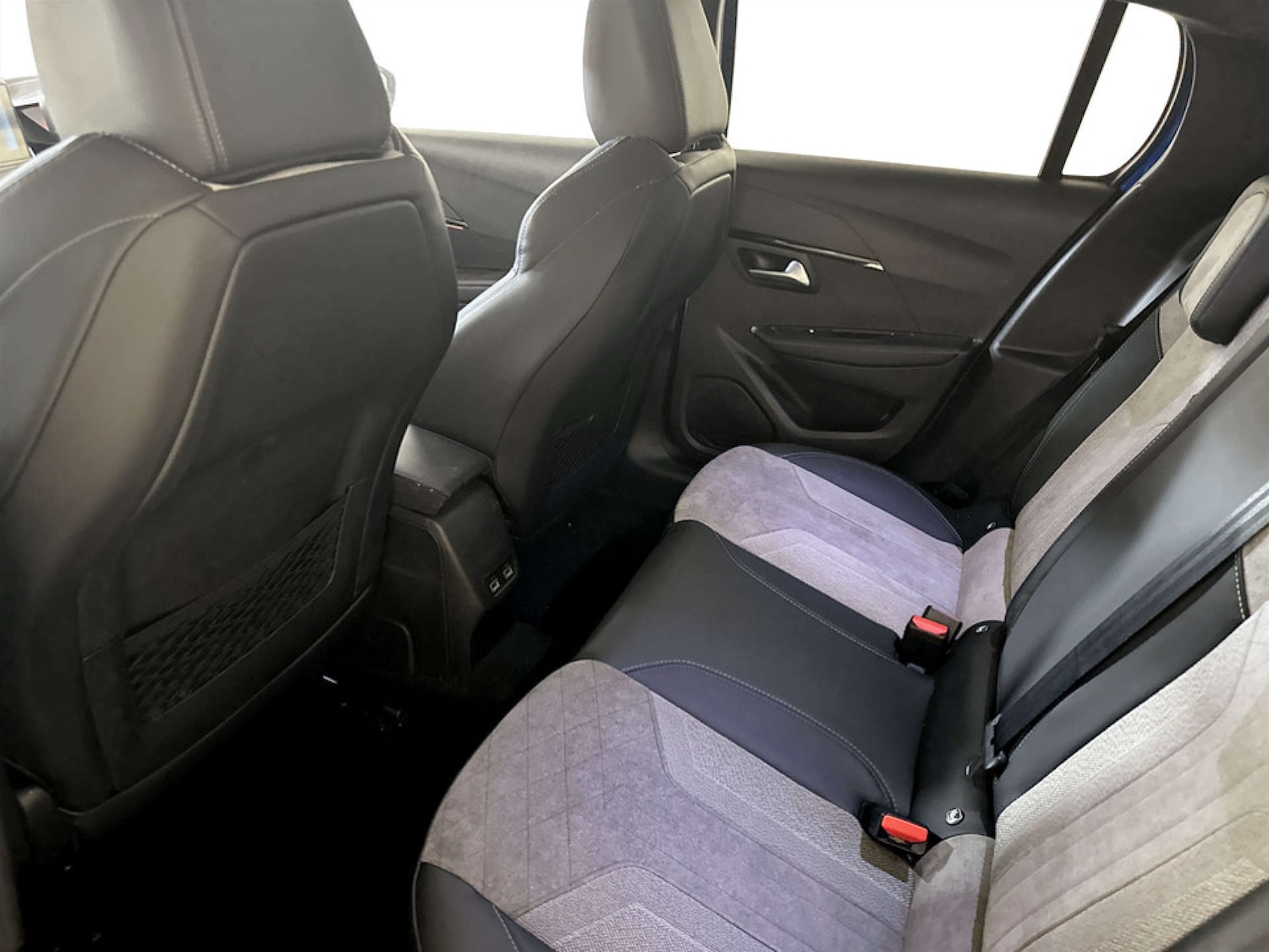 Used Peugeot 208 2021 for sale - 77690650: Photo 14