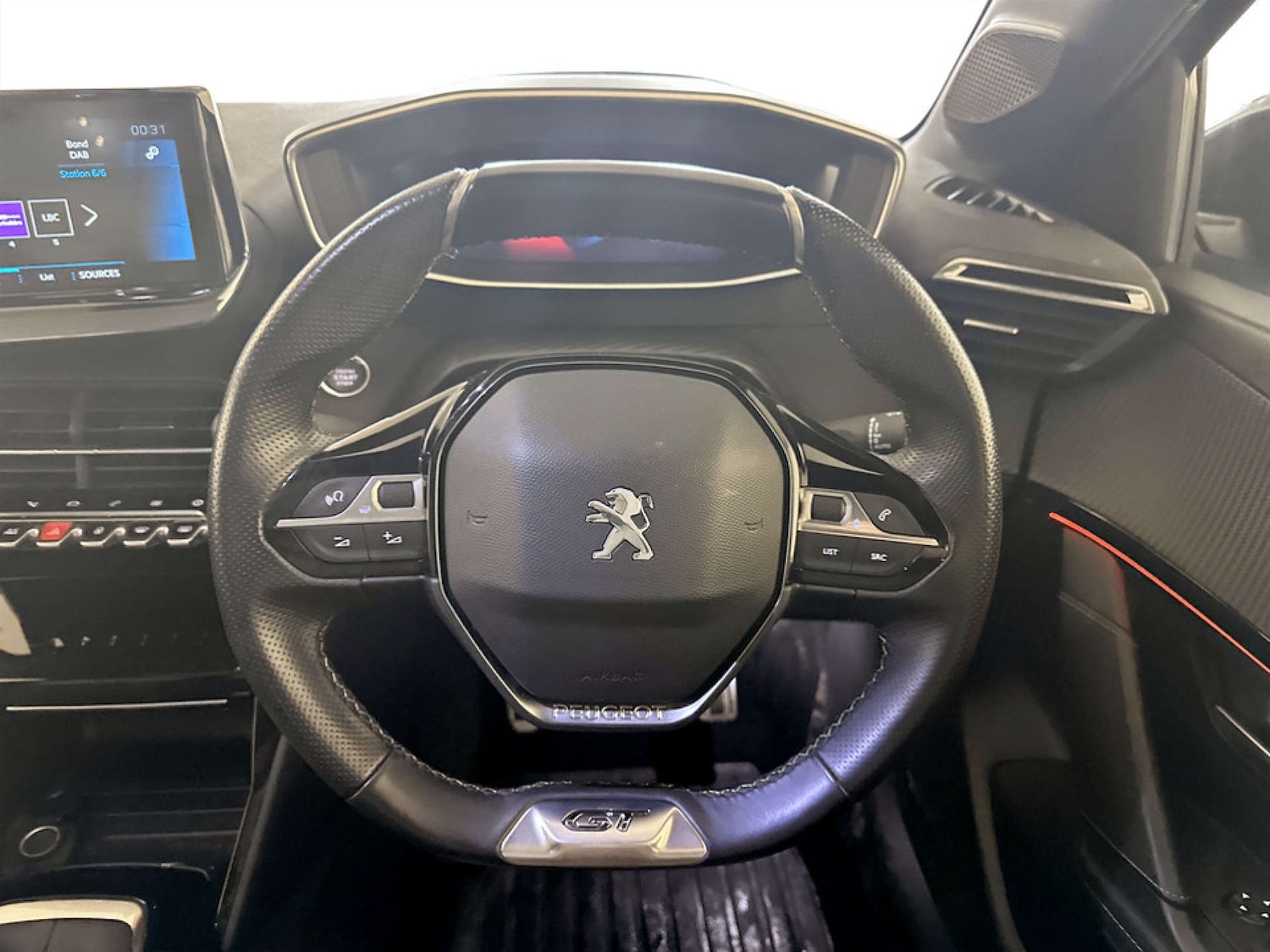 Used Peugeot 208 2021 for sale - 77690650: Photo 16