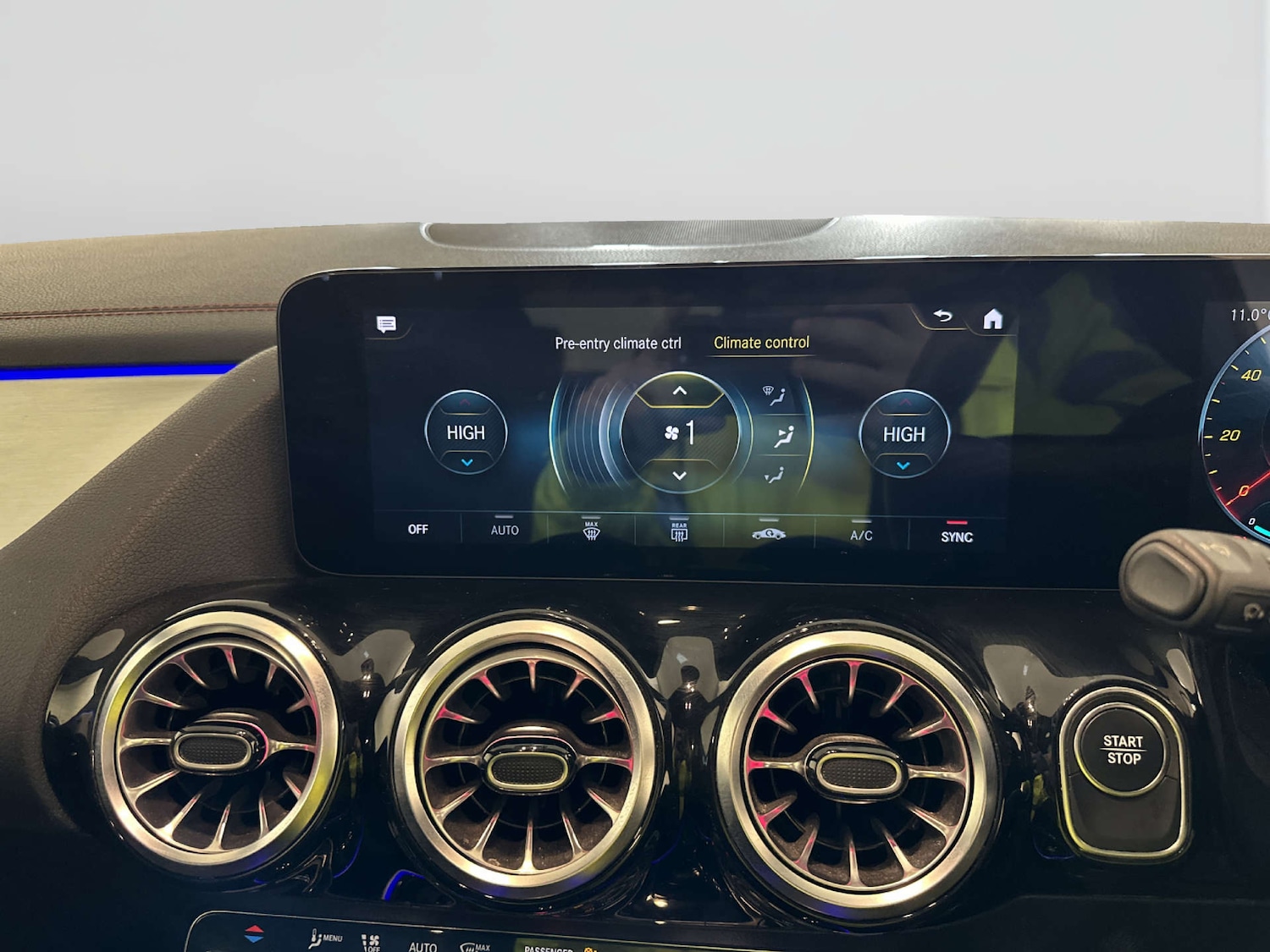 Used Mercedes-Benz EQA 2021 for sale - 77872425: Photo 25