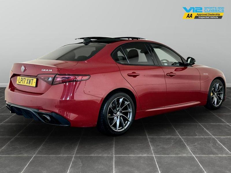 Used Alfa Romeo Giulia 2017 for sale - 76508214: Photo 10