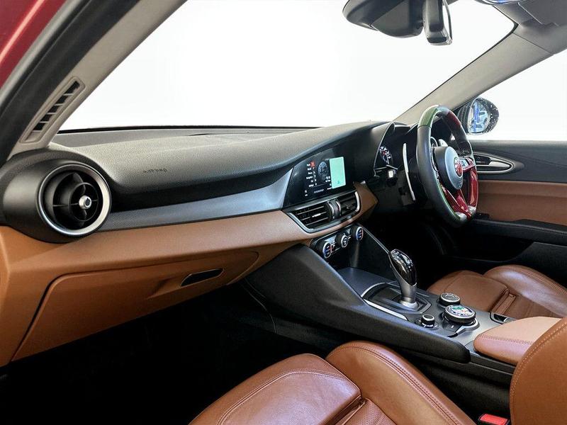 Used Alfa Romeo Giulia 2017 for sale - 76508214: Photo 12