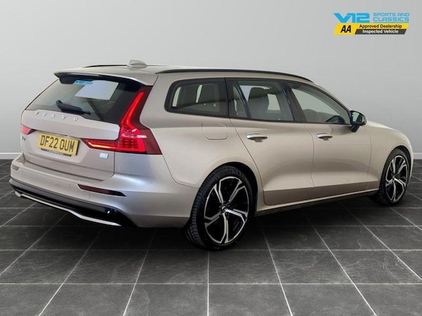 Used Volvo V60 2022 for sale - 75711739: Photo 10