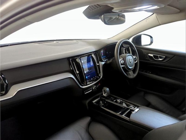 Used Volvo V60 2022 for sale - 75711739: Photo 12