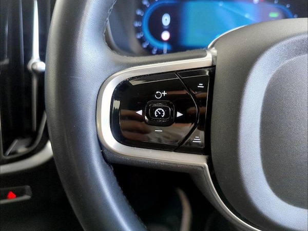 Used Volvo V60 2022 for sale - 75711739: Photo 17