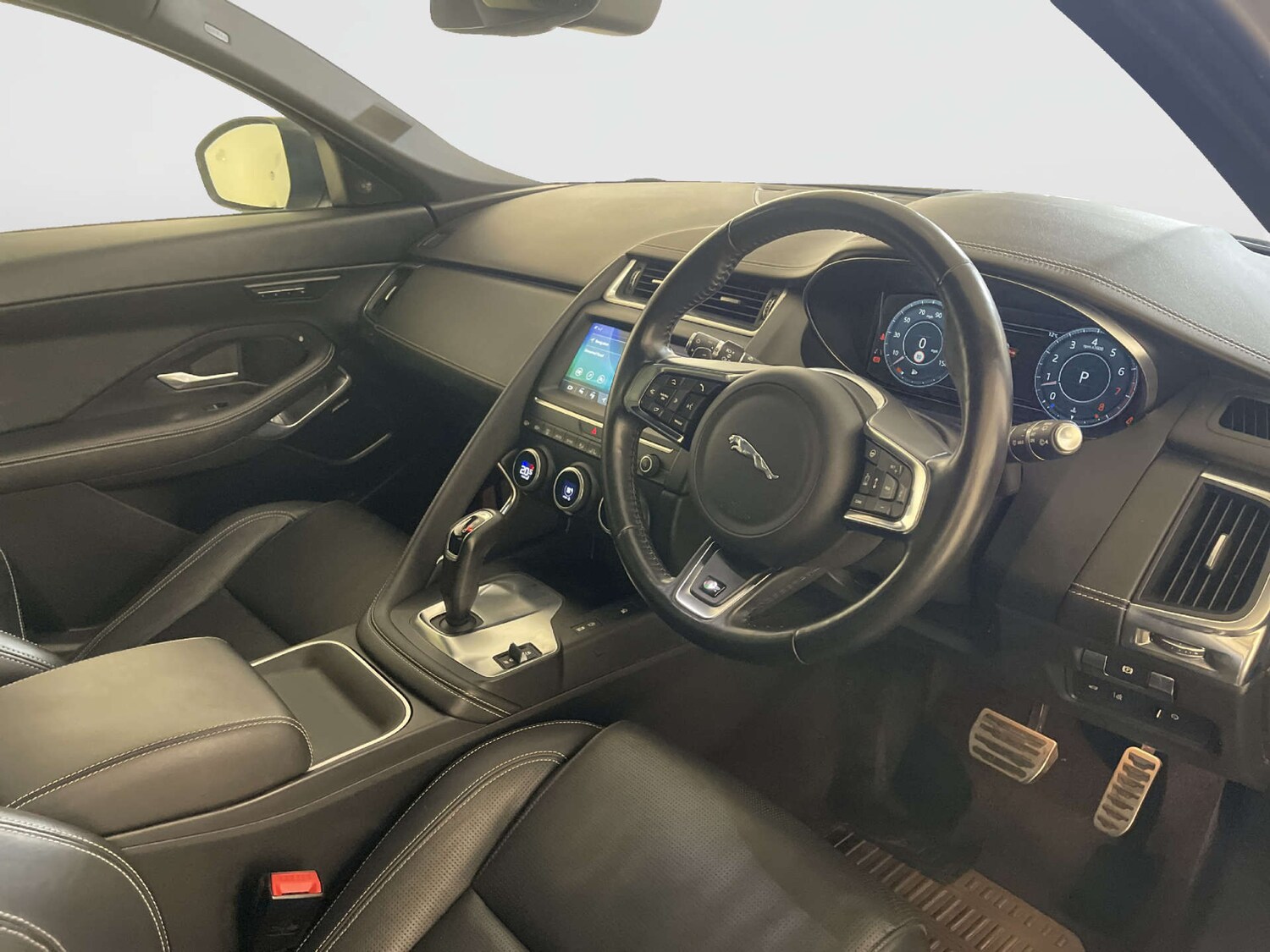 Used Jaguar E-Pace 2018 for sale - 78097355: Photo 15