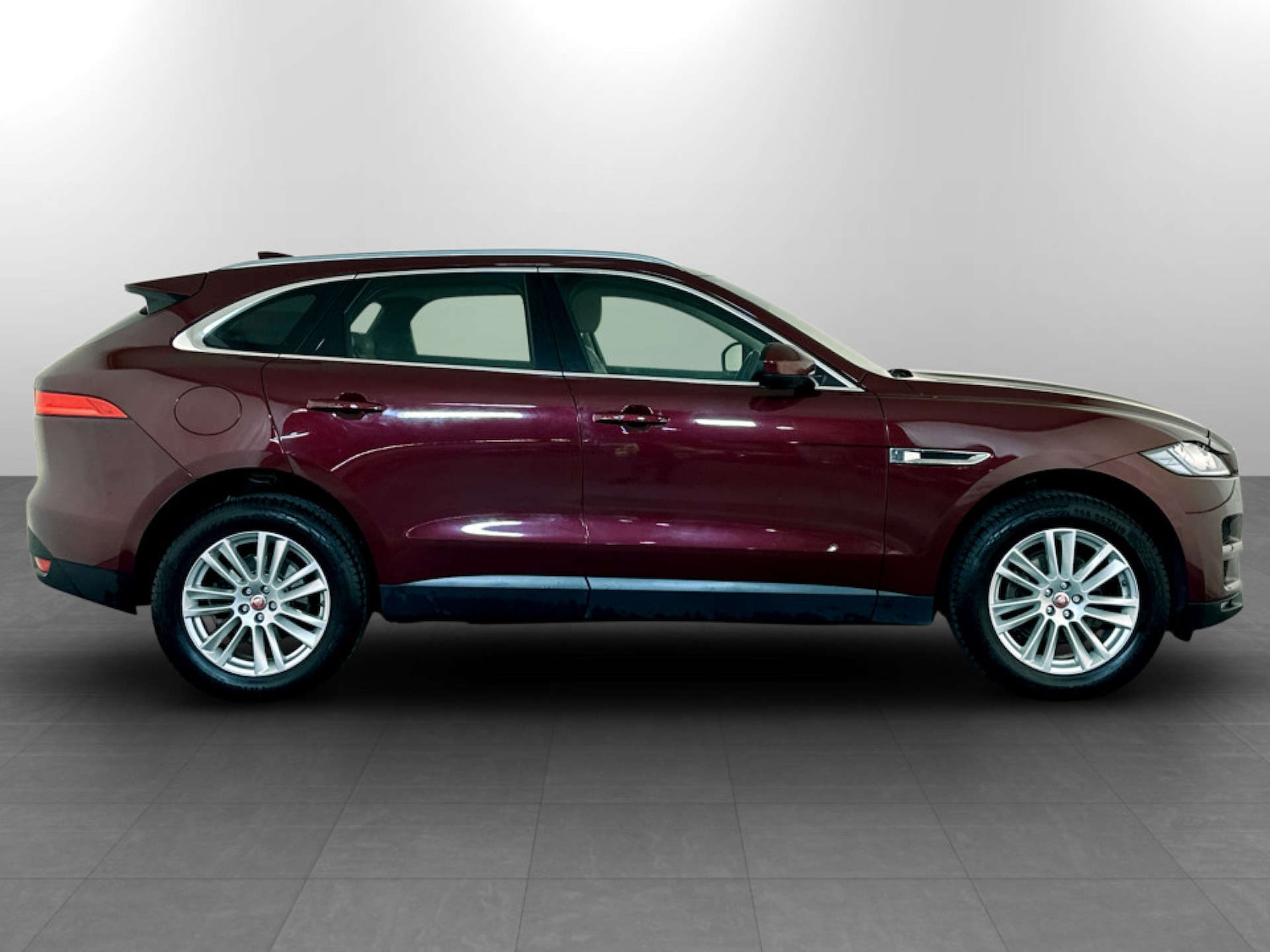Used Jaguar F-Pace 2016 for sale - 77185139: Photo 11