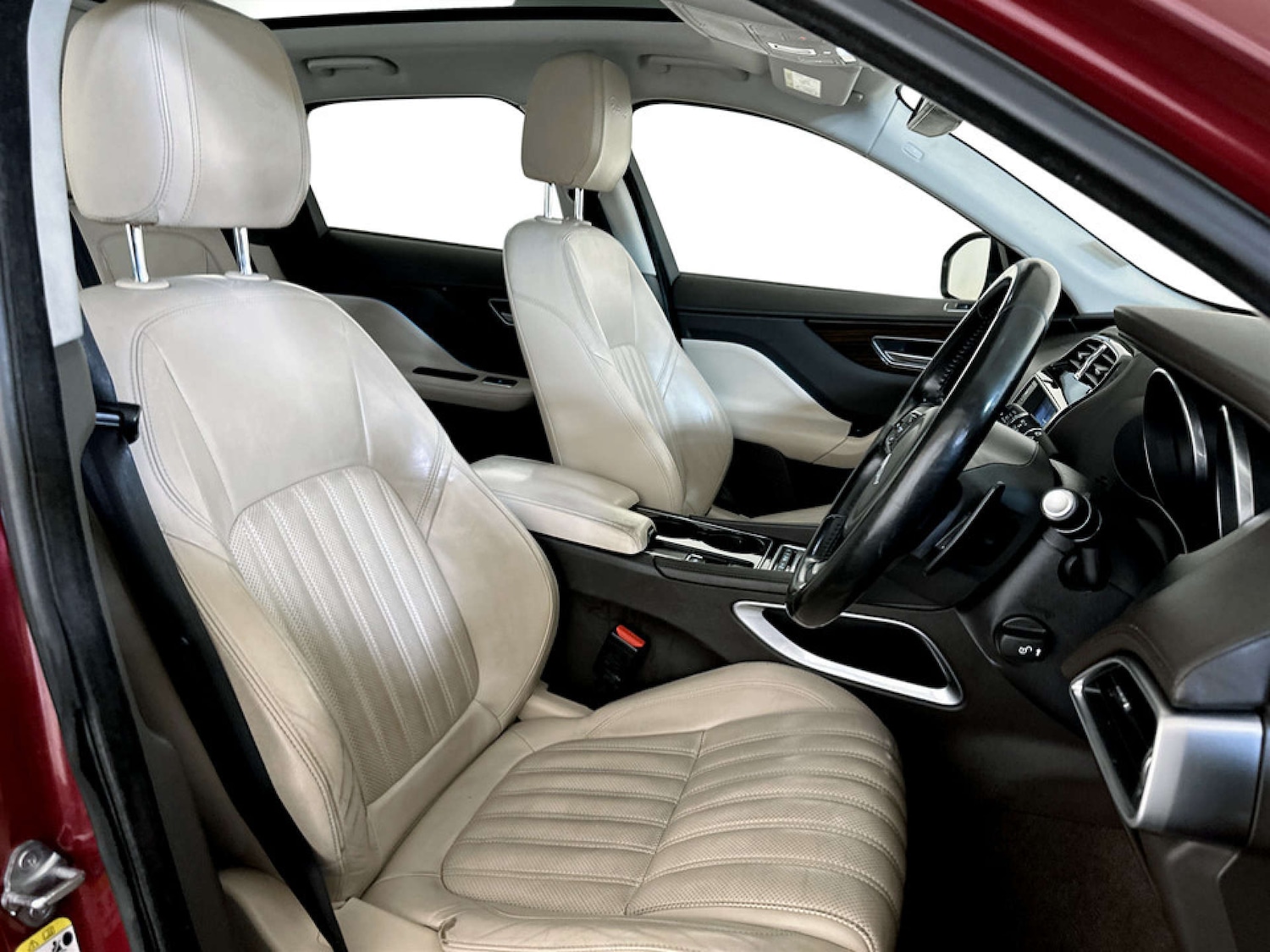 Used Jaguar F-Pace 2016 for sale - 77185139: Photo 13