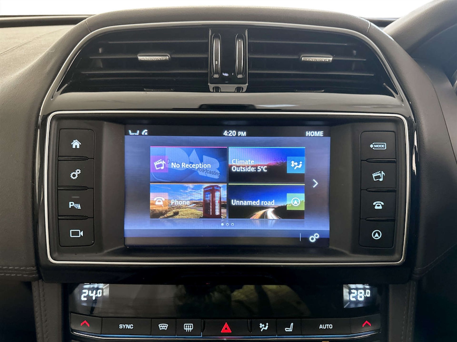 Used Jaguar F-Pace 2016 for sale - 77185139: Photo 22