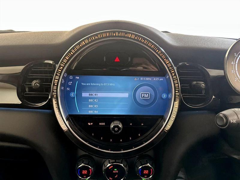 Used MINI Hatch 2021 for sale - 76352201: Photo 21
