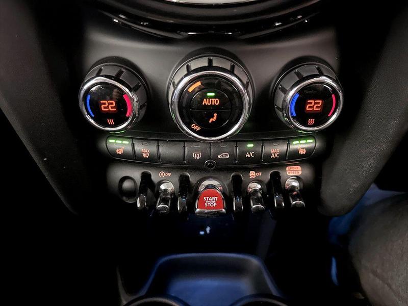 Used MINI Hatch 2021 for sale - 76352201: Photo 24