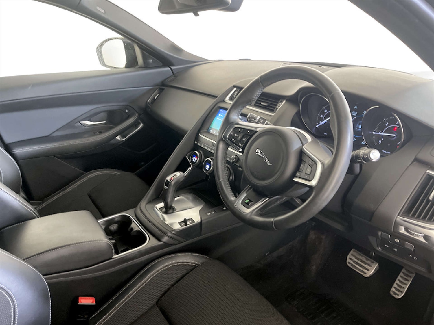 Used Jaguar E-Pace 2019 for sale - 77249226: Photo 15