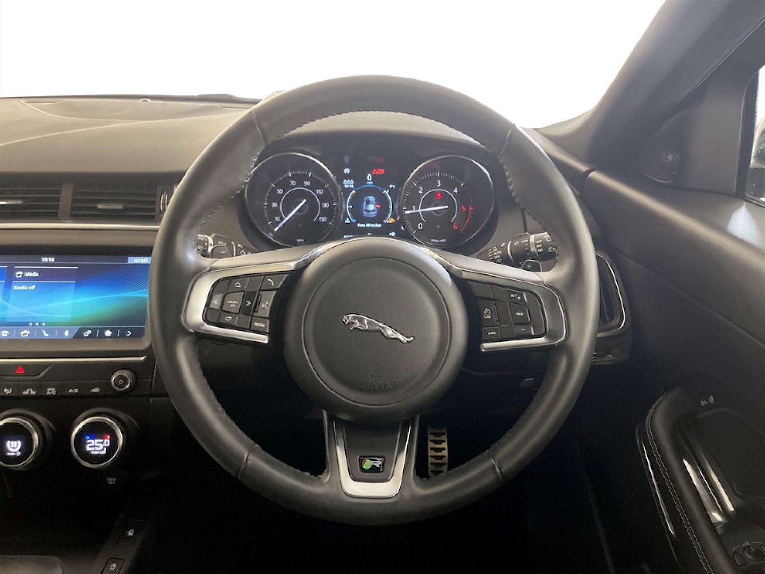 Used Jaguar E-Pace 2019 for sale - 77249226: Photo 16