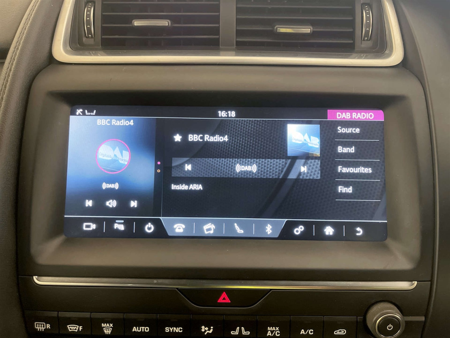 Used Jaguar E-Pace 2019 for sale - 77249226: Photo 21