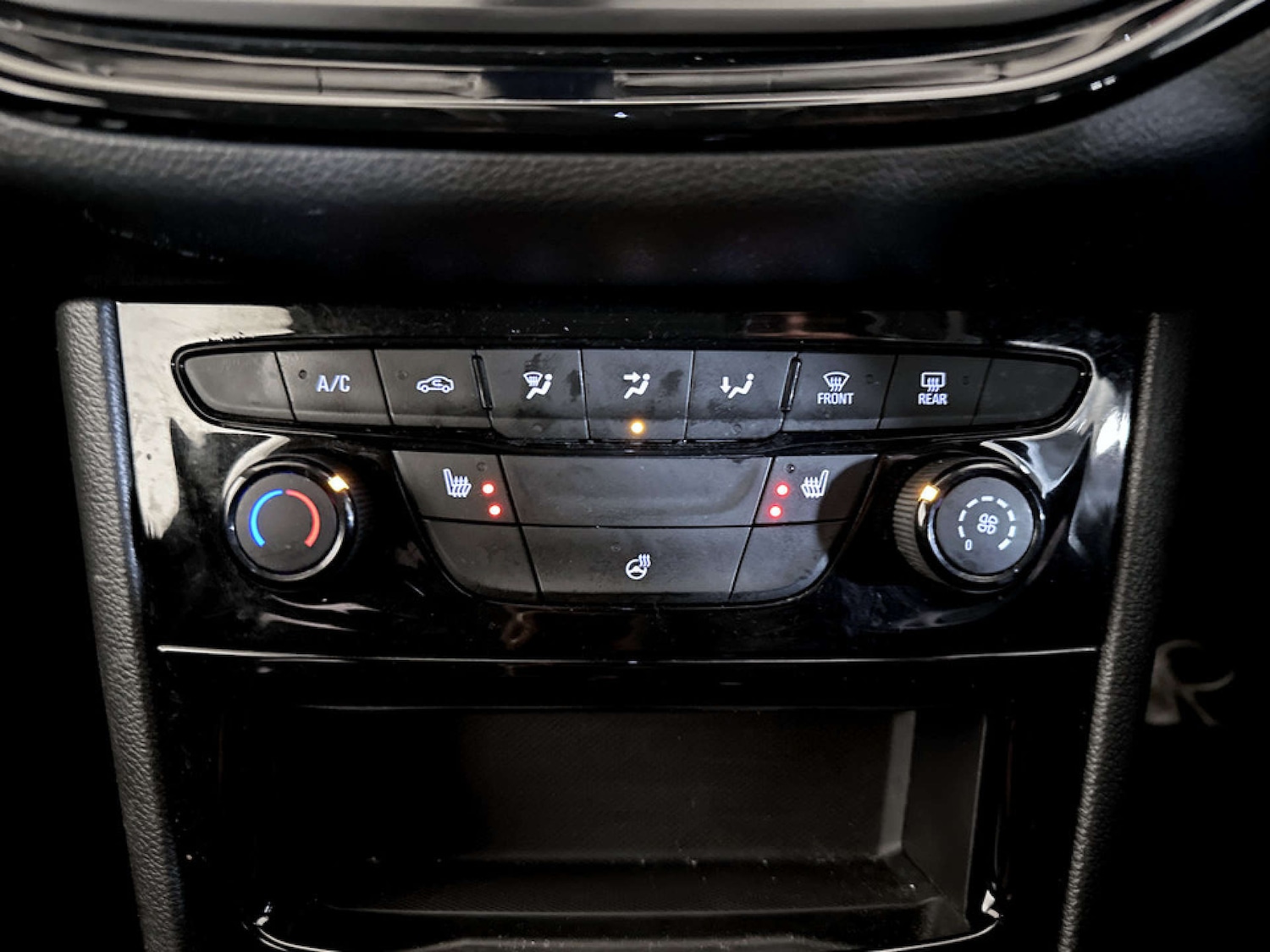 Used Vauxhall Astra 2019 for sale - 77299357: Photo 23