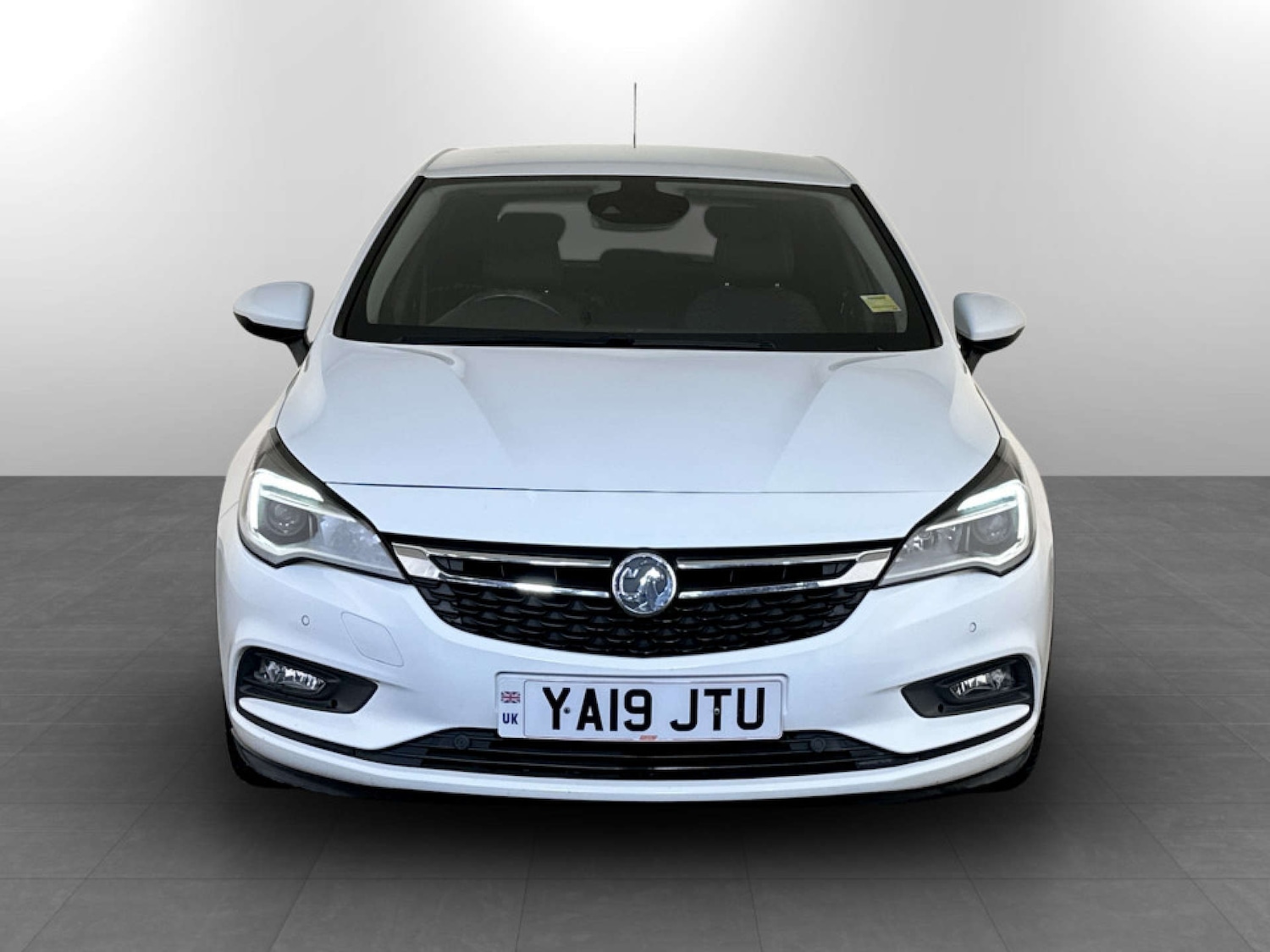 Used Vauxhall Astra 2019 for sale - 77299357: Photo 5