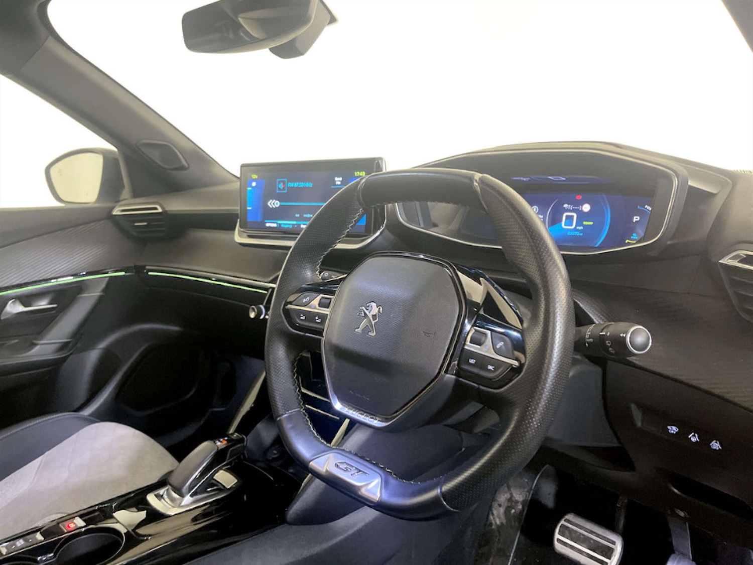 Used Peugeot 2008 2020 for sale - 77693702: Photo 15