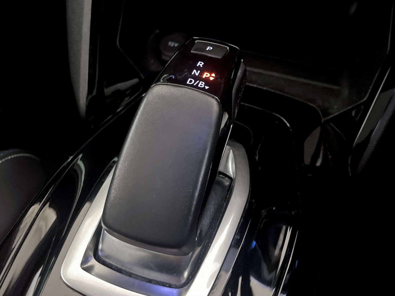 Used Peugeot 2008 2020 for sale - 77693702: Photo 25