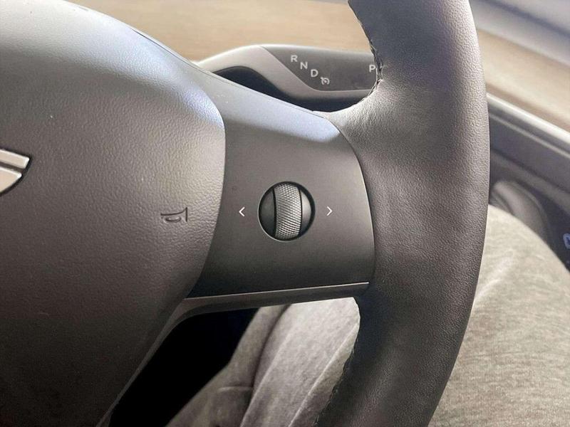 Used Tesla Model 3 2021 for sale - 76825880: Photo 18