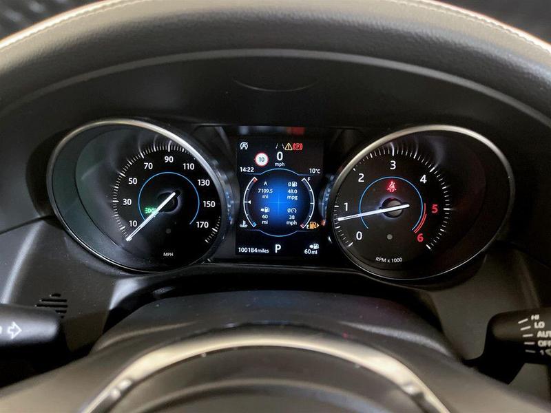 Used Jaguar XF 2018 for sale - 76776780: Photo 18