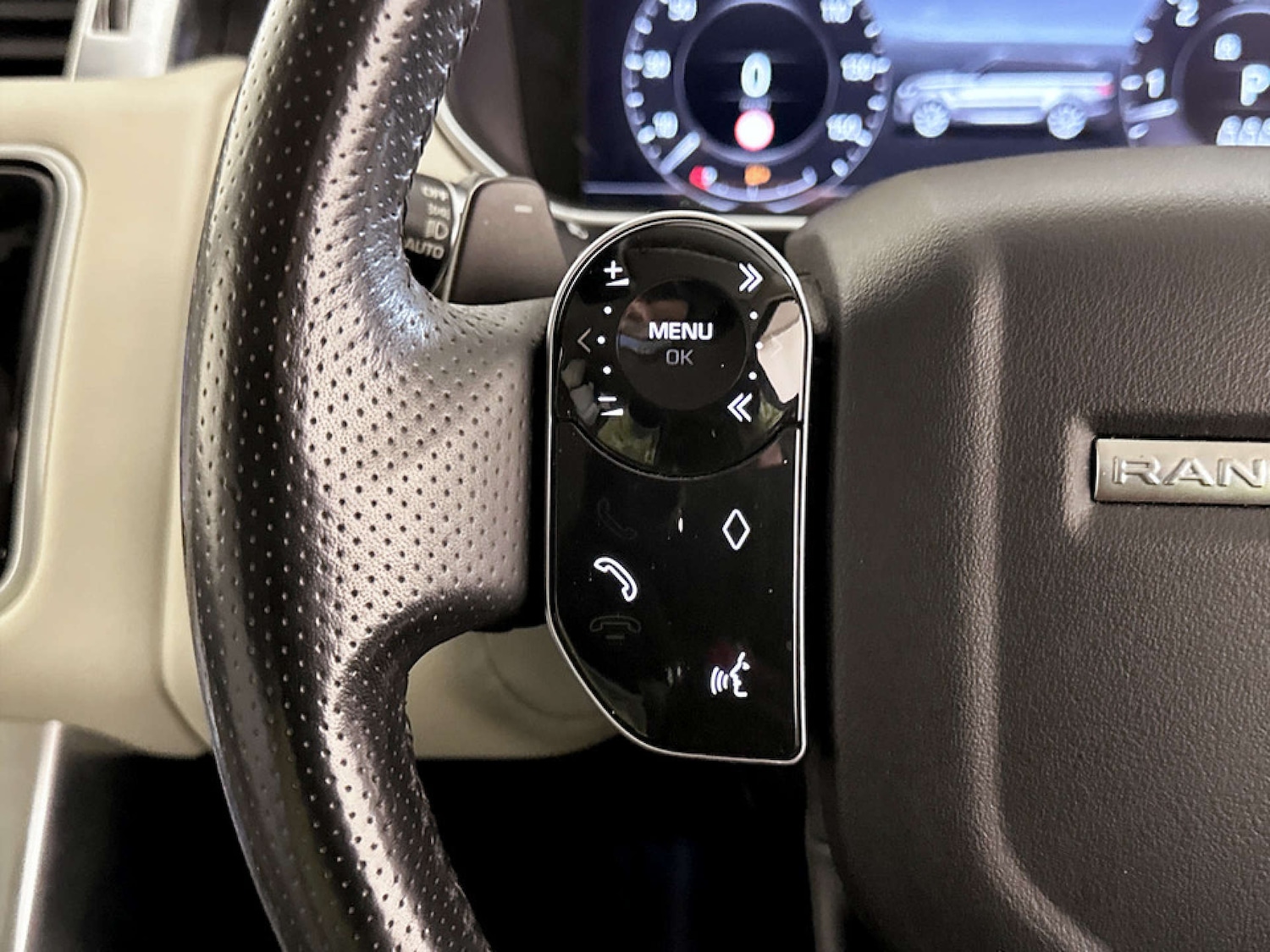 Used Land Rover Range Rover Sport 2018 for sale - 77342165: Photo 18