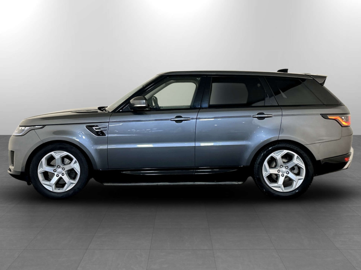 Used Land Rover Range Rover Sport 2018 for sale - 77342165: Photo 7