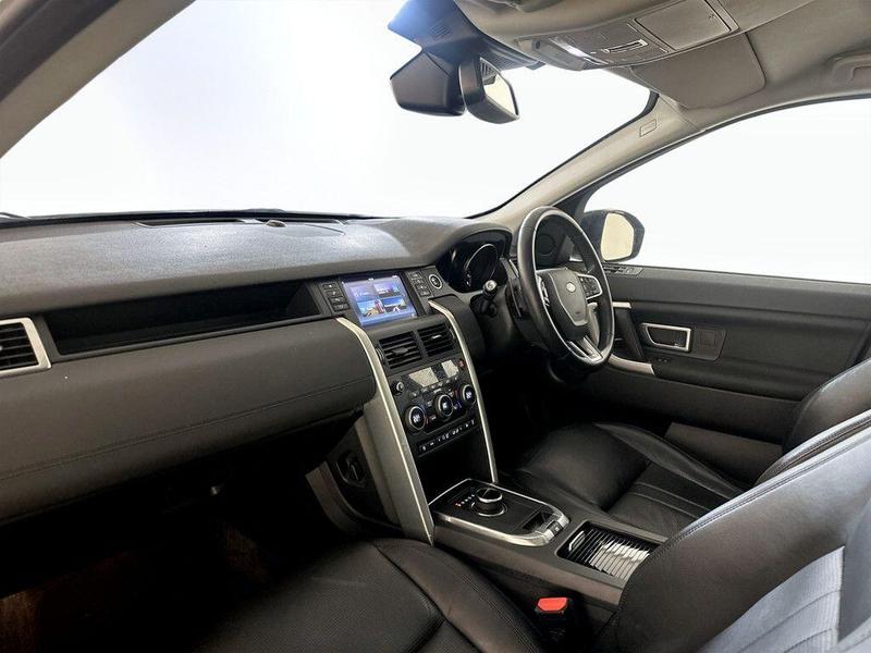 Used Land Rover Discovery Sport 2018 for sale - 76649744: Photo 12