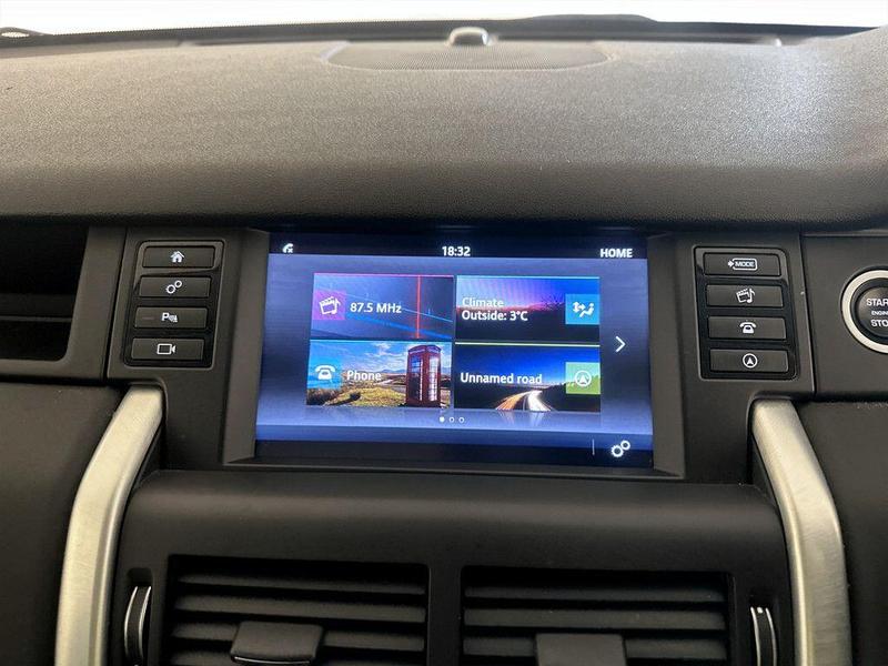 Used Land Rover Discovery Sport 2018 for sale - 76649744: Photo 23