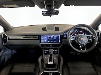 Used Porsche Cayenne 2019 for sale - 76438443: Photo