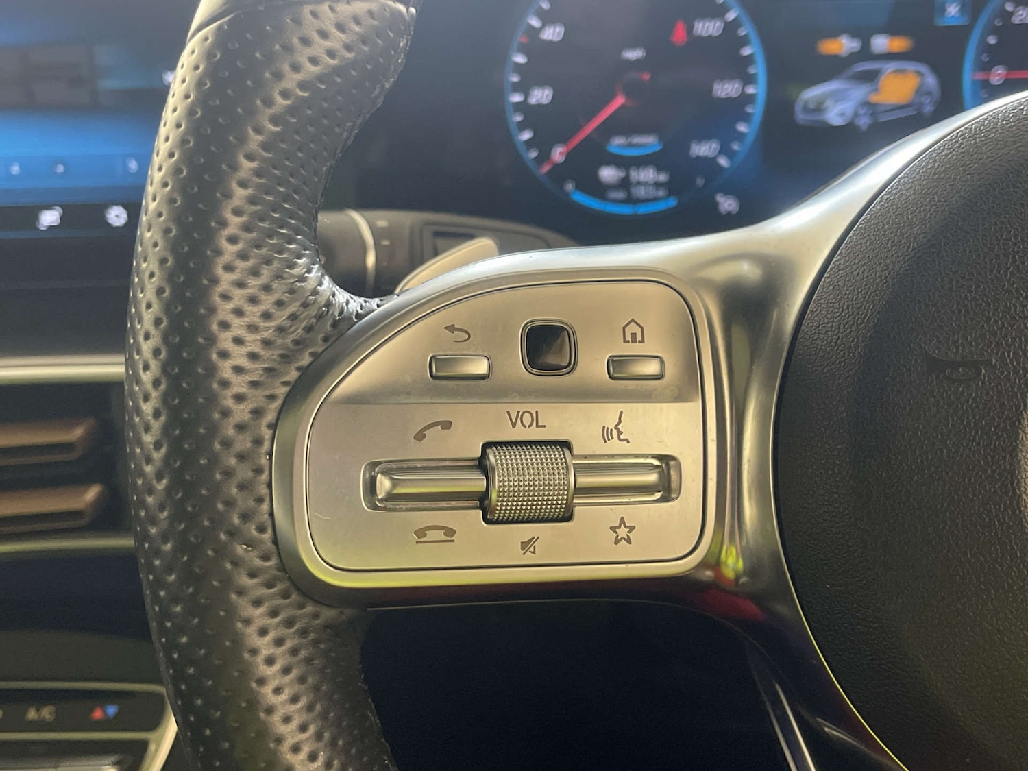 Used Mercedes-Benz EQC 2022 for sale - 77964874: Photo 17