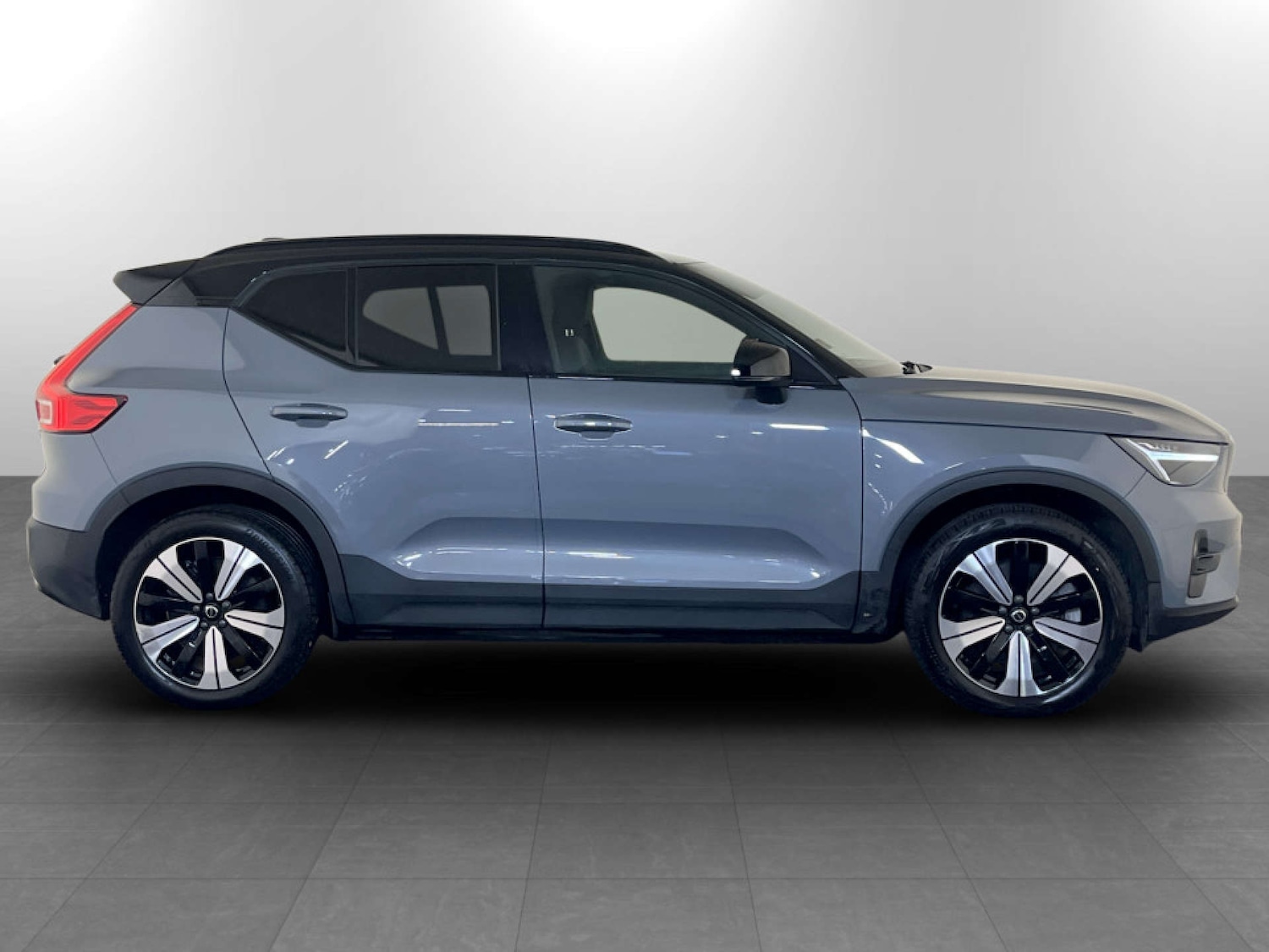 Used Volvo XC40 2022 for sale - 77184942: Photo 11