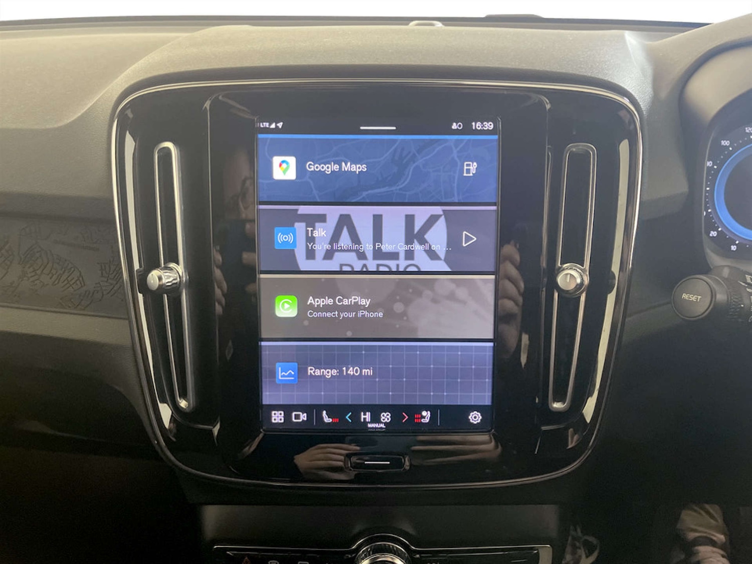 Used Volvo XC40 2022 for sale - 77184942: Photo 22