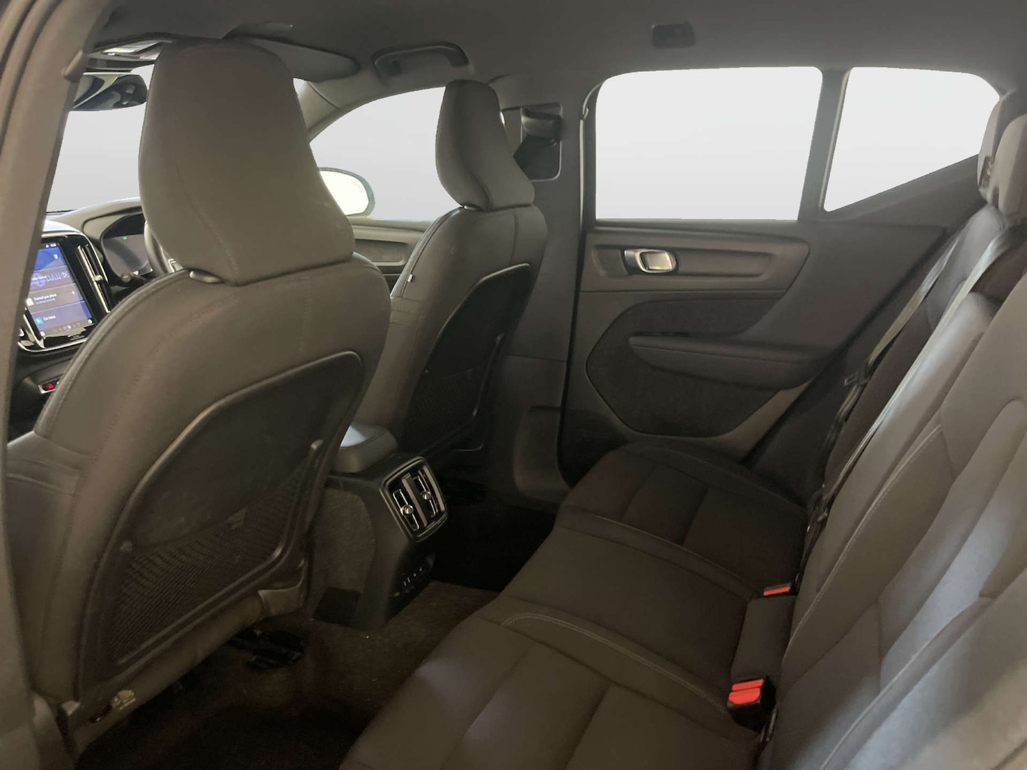 Used Volvo XC40 2022 for sale - 77836442: Photo 15