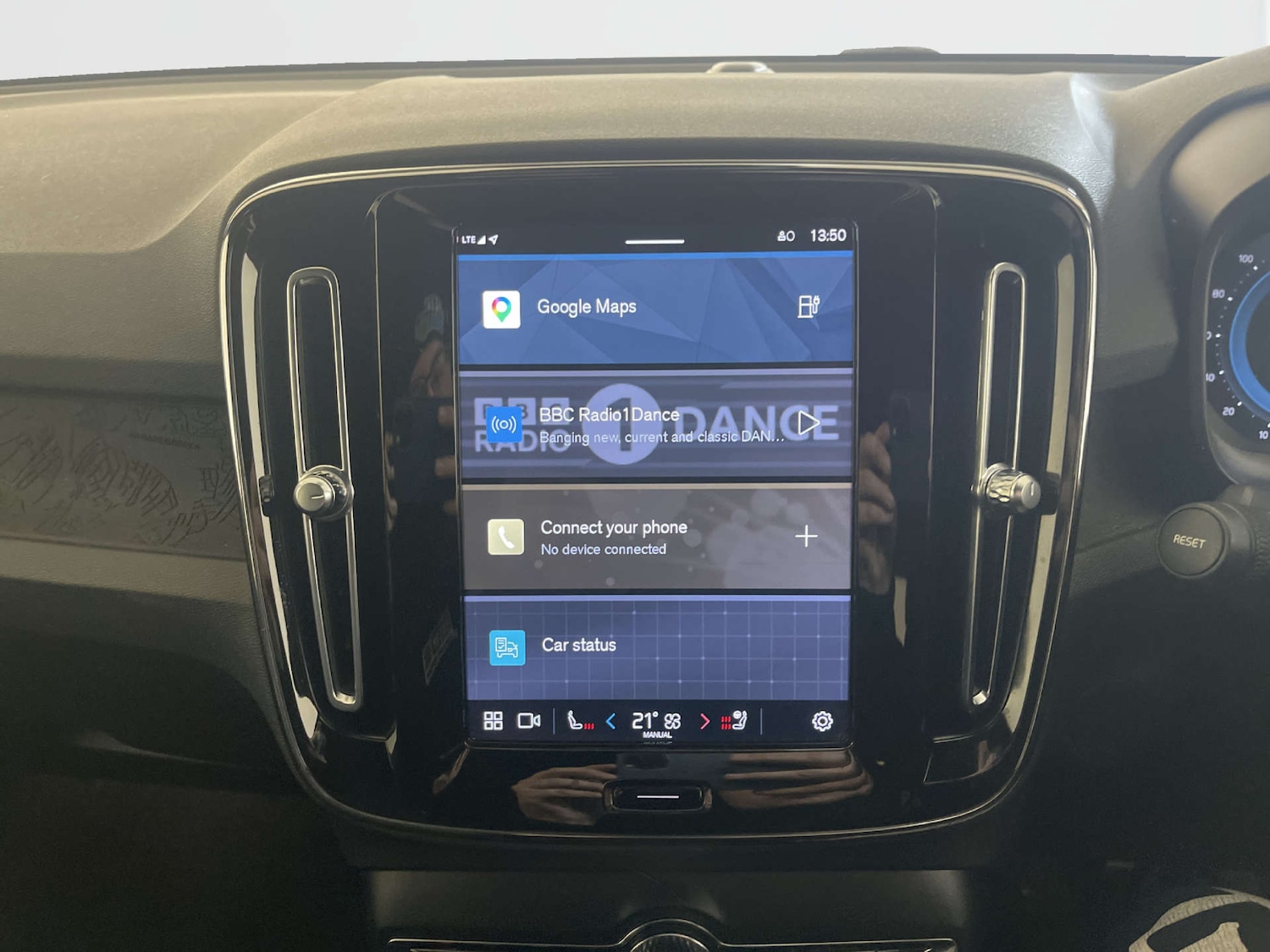 Used Volvo XC40 2022 for sale - 77836442: Photo 25