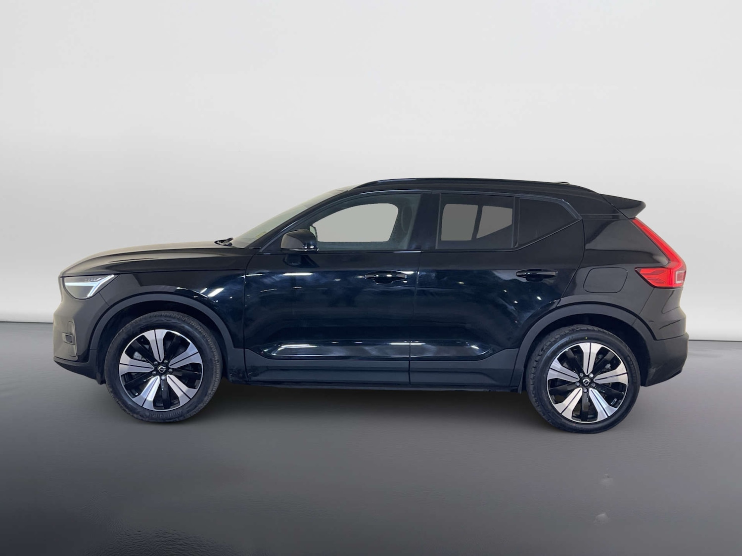 Used Volvo XC40 2022 for sale - 77836442: Photo 8