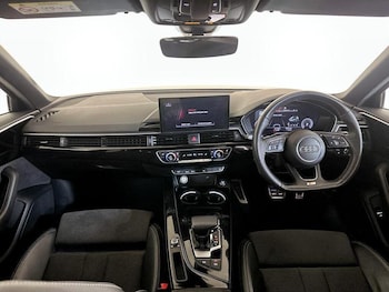 Used Audi A4 2019 for sale - 76467607: Photo