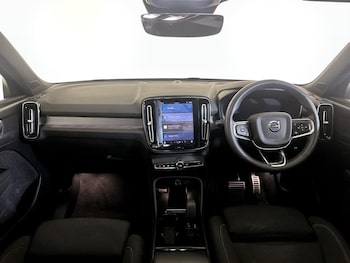 Used Volvo XC40 2022 for sale - 75418474: Photo