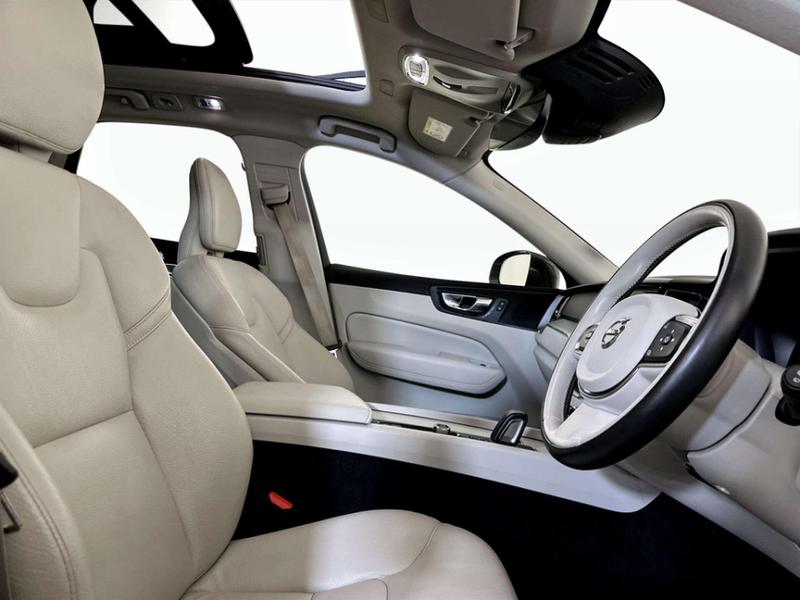 Used Volvo XC60 2020 for sale - 76895574: Photo 13