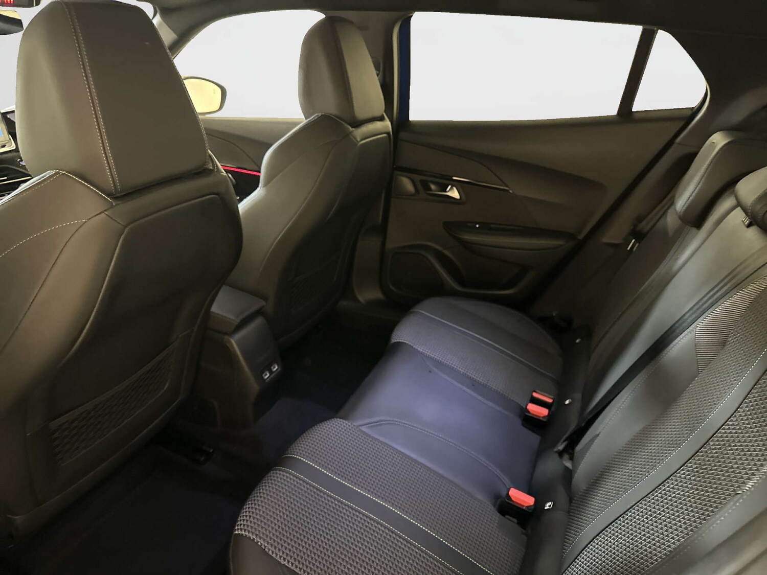 Used Peugeot 2008 2021 for sale - 77877255: Photo 14