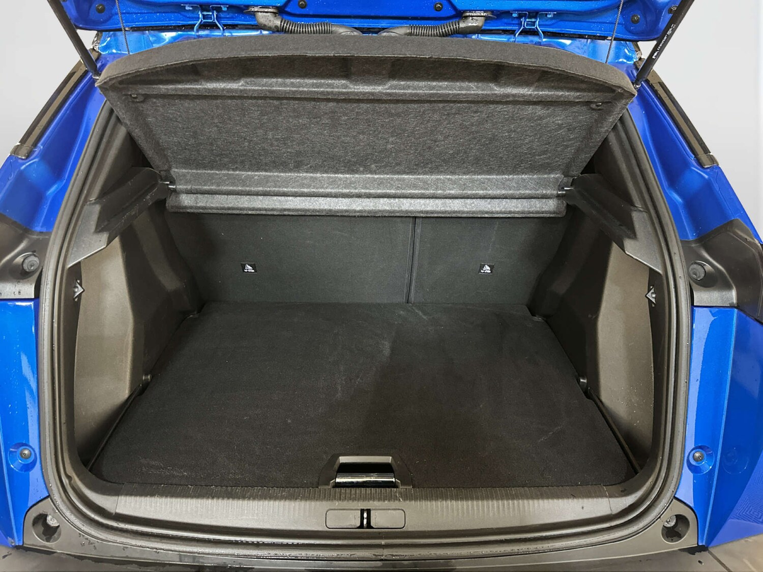 Used Peugeot 2008 2021 for sale - 77877255: Photo 15